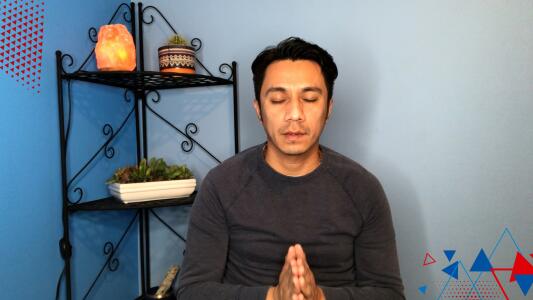 Reto de Omar y Argelia: Rutina de meditación de 10 minutos con Ed Chávez